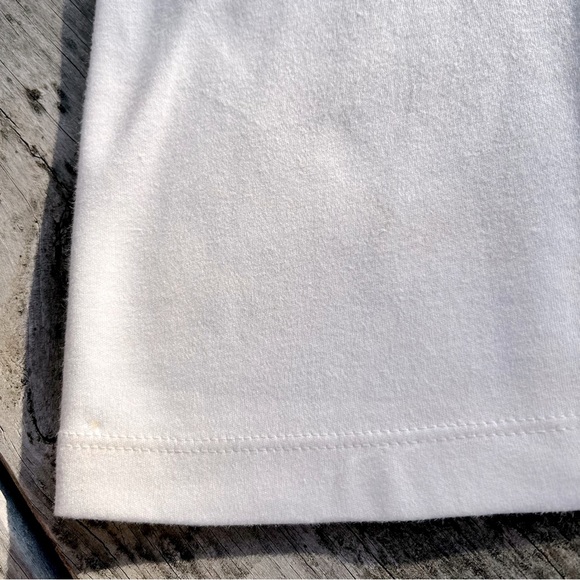 CROFT & BARROW LONG SLEEVED CHRISTMAS WREATH TEE with A TOUCH OF BLING - Picture 5 of 16